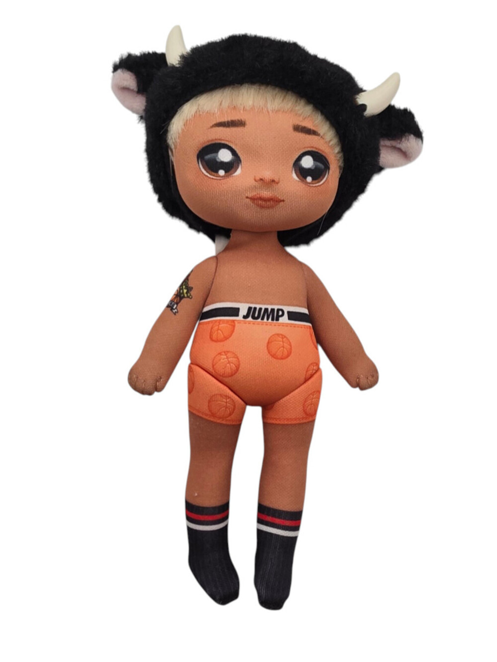 Tommy Torro from the Na! Na! Na! Surprise Series 4 collection by MGA